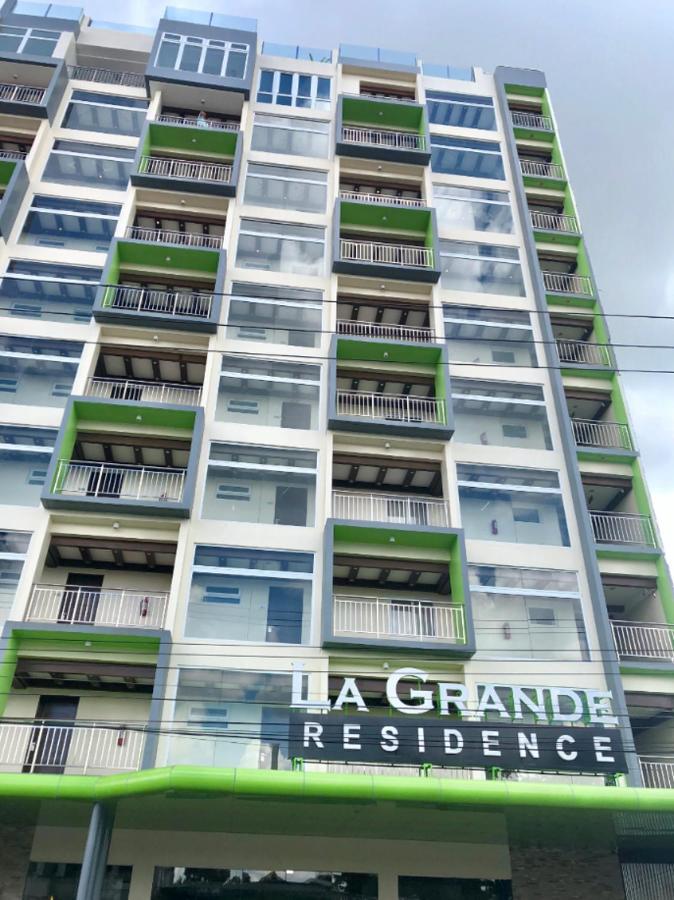 Amazing Condo In Premier La Grande Tower Angeles Exterior photo